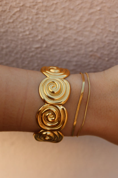 Radiant Spiral Cuff